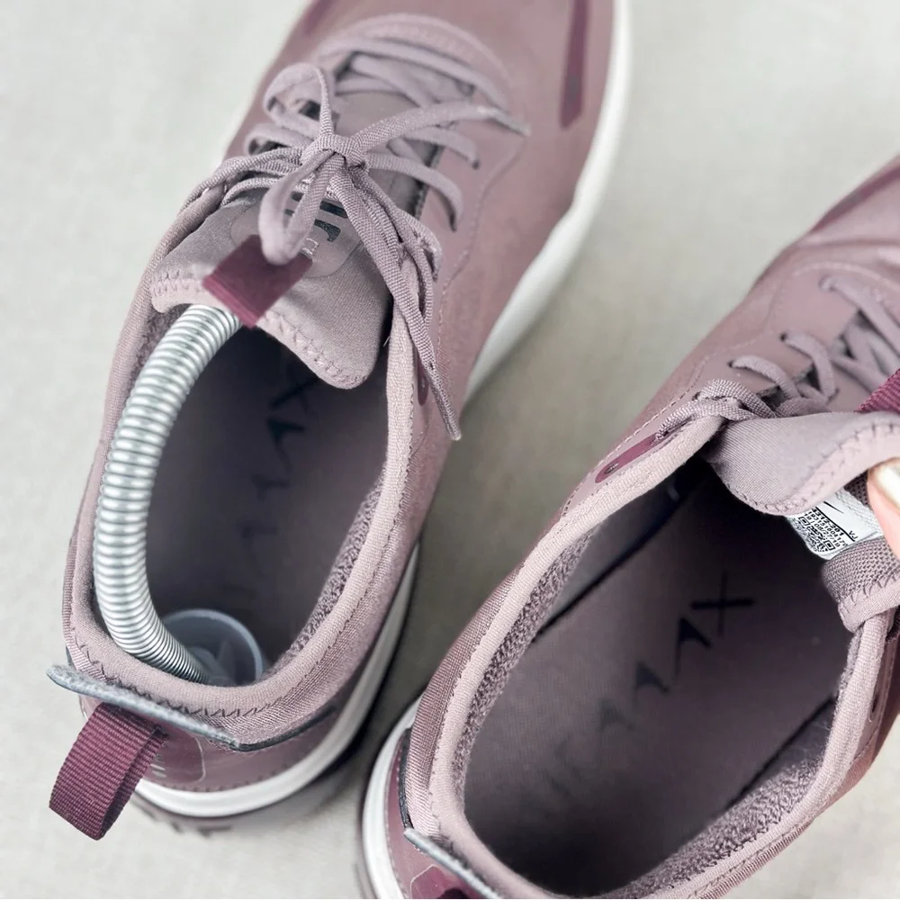 Nike Air Max Dia Women's Shoes Size 8 Color: Plum Eclipse/Black - Picture 12 of 13